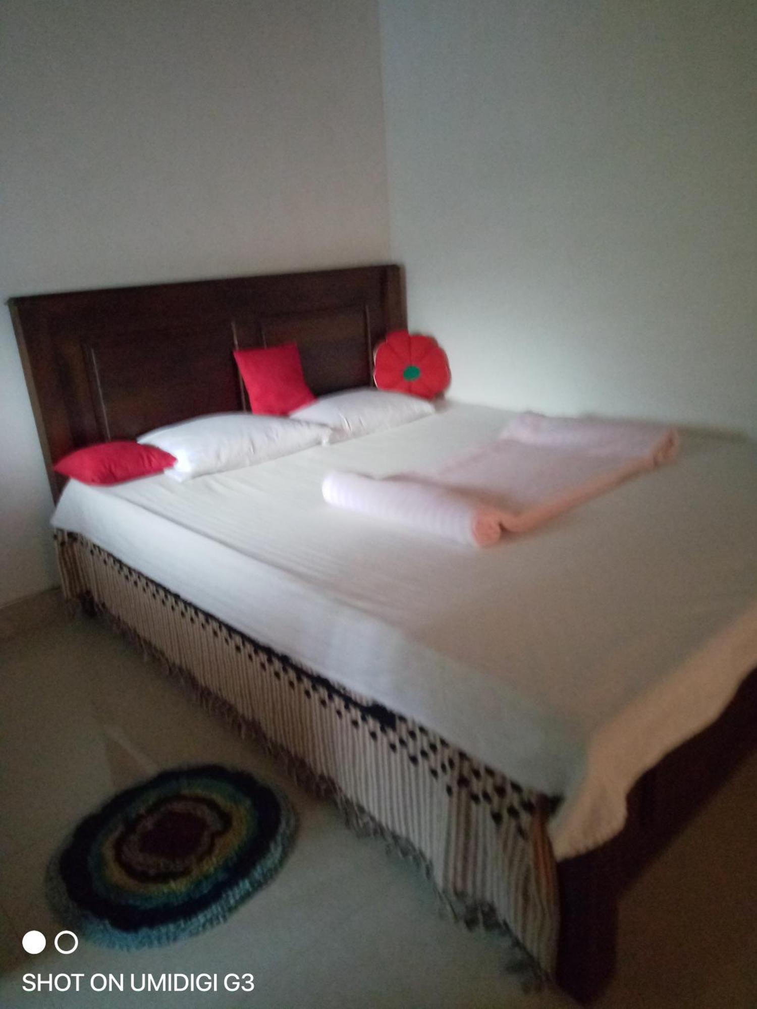 Milan Home Stay Ella Kamer foto